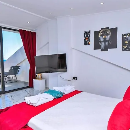 2 Bedroom With Private Pool *